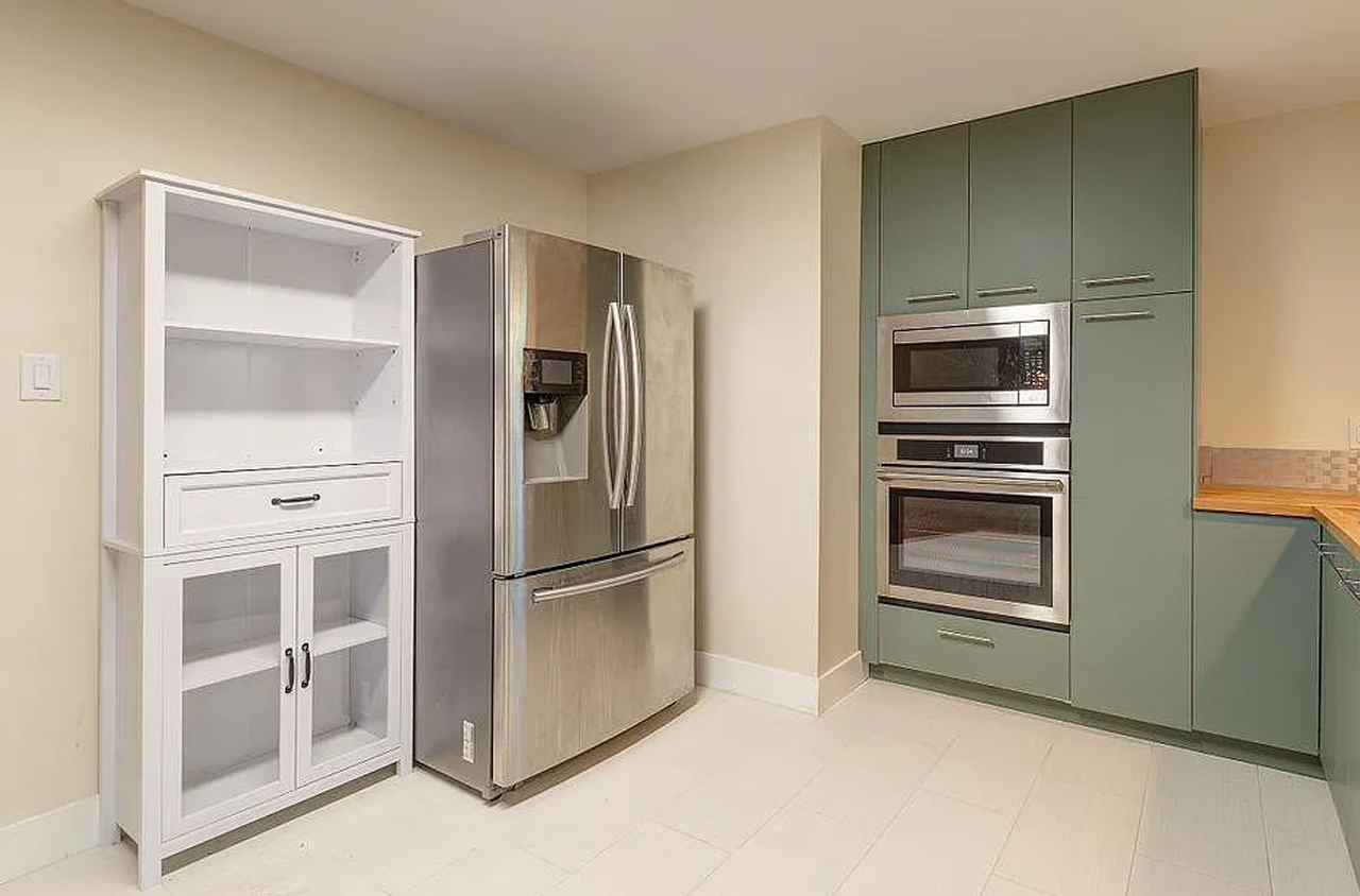 161 Foxhall Rd - Photo 6 of 21