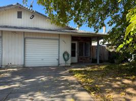 featured image of 2456 Hall St