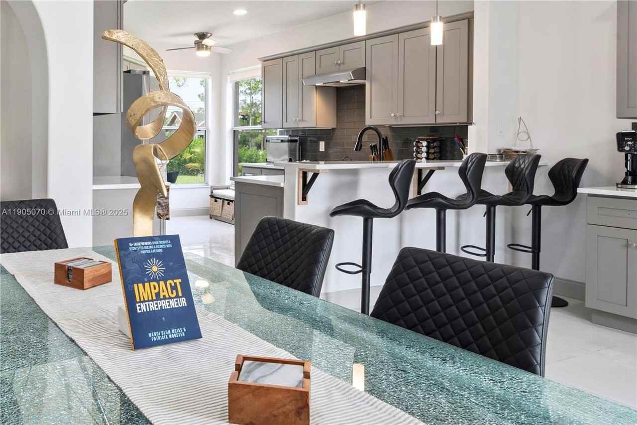 17125 35th Pl N - Photo 2 of 30