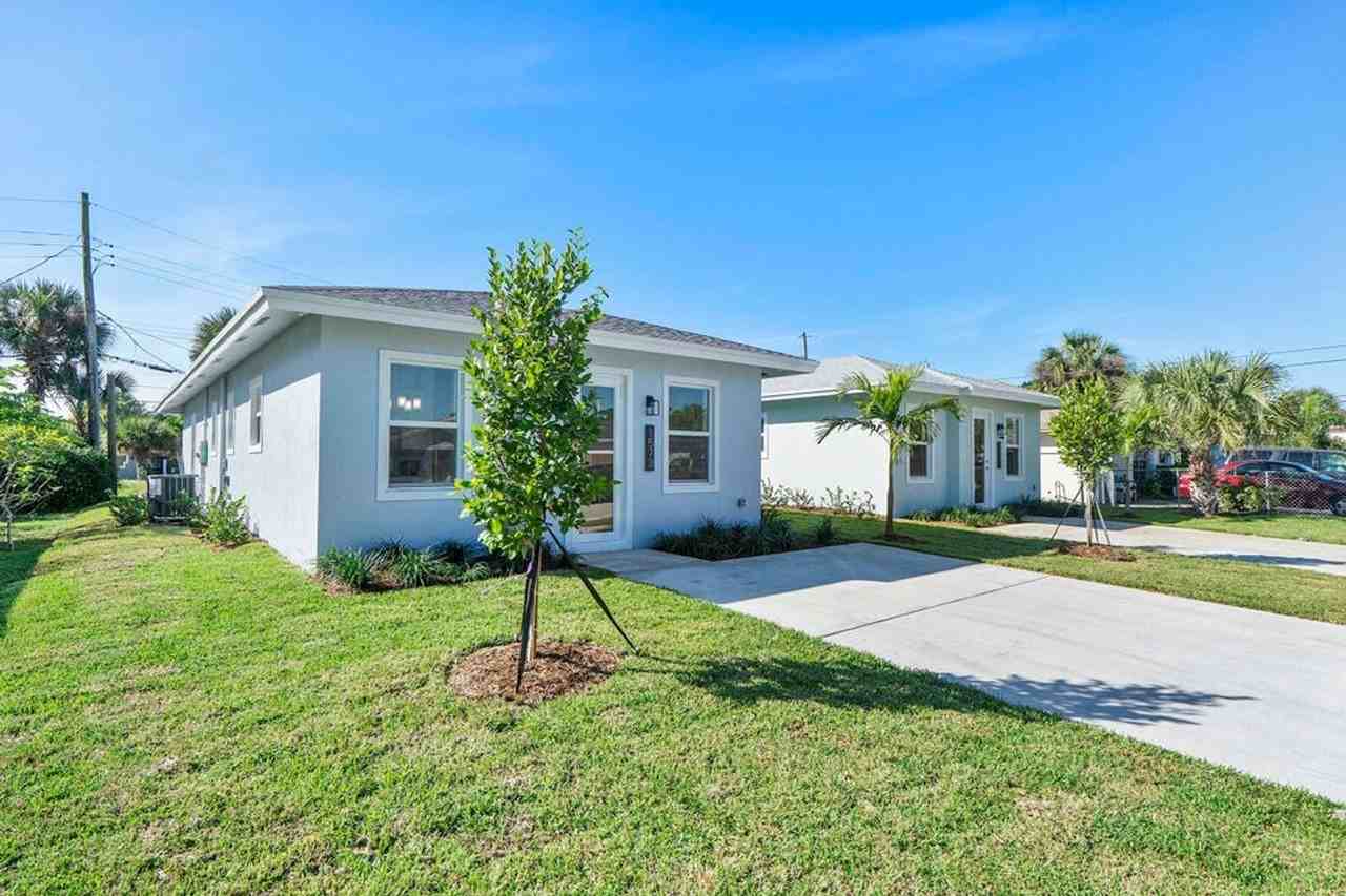 1573 W 16th St - Photo 7 of 21