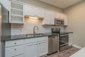 featured image of 2410 Chamberlain St