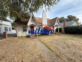 featured image of 211 S 16th Ave