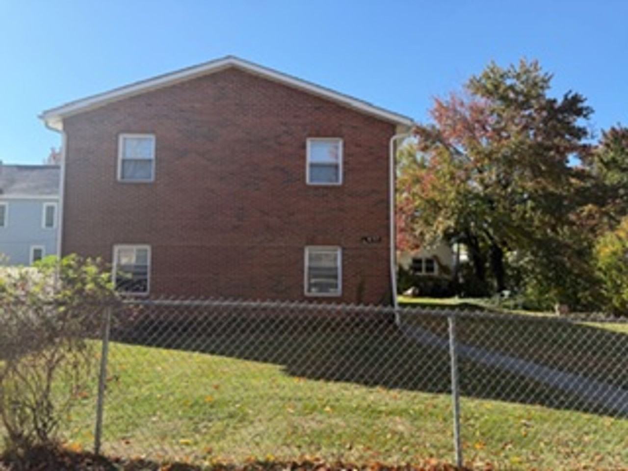 2637 Adams Ave - Photo 3 of 11