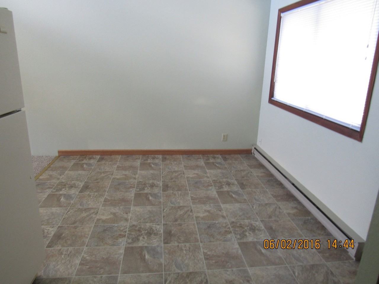 749 Elder Court - Photo 3 of 11