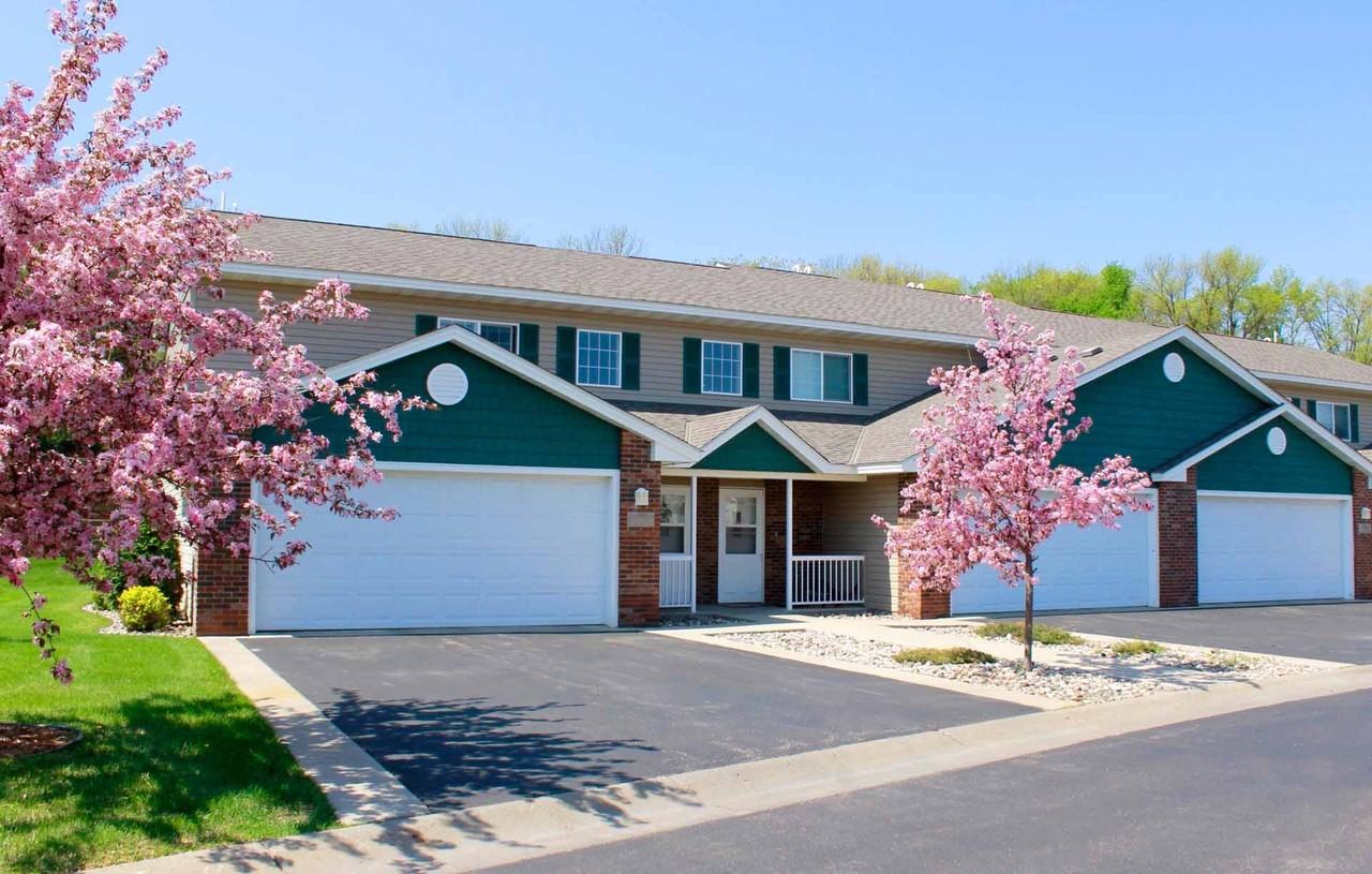 Jordan Valley Townhomes - Photo 2 of 16