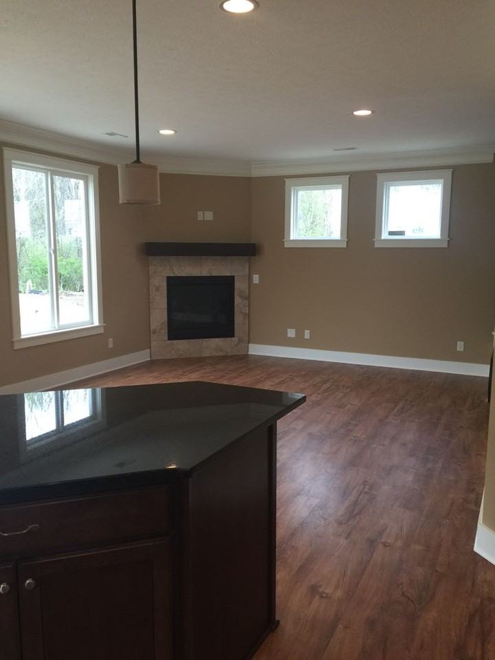 2967 Creekside Ct - Photo 5 of 17