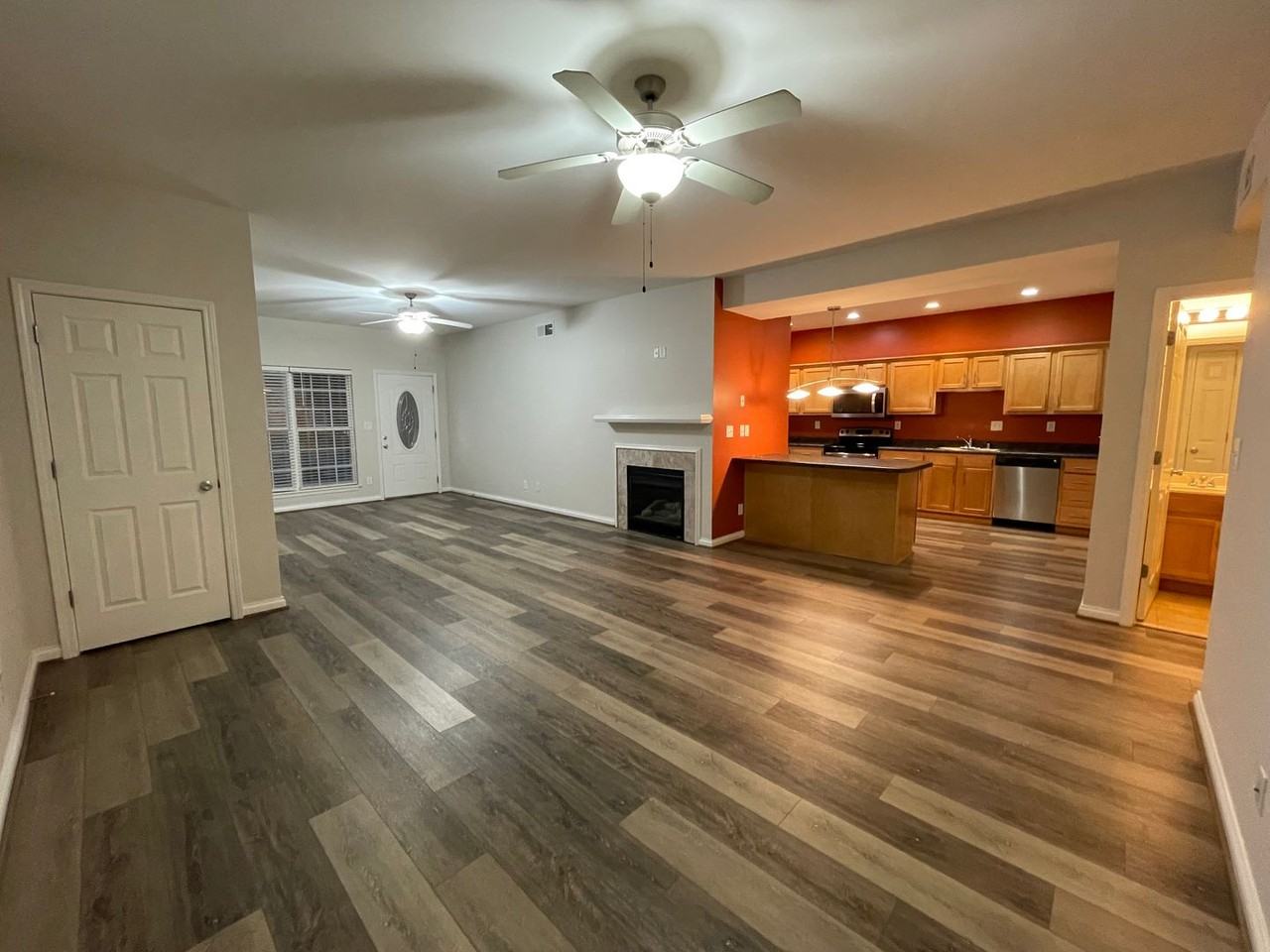 346 S Dorsey Ln - Photo 2 of 19