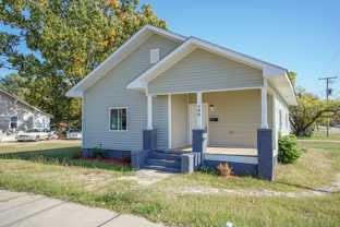 300 N Clinton Ave - Photo 1 of 1