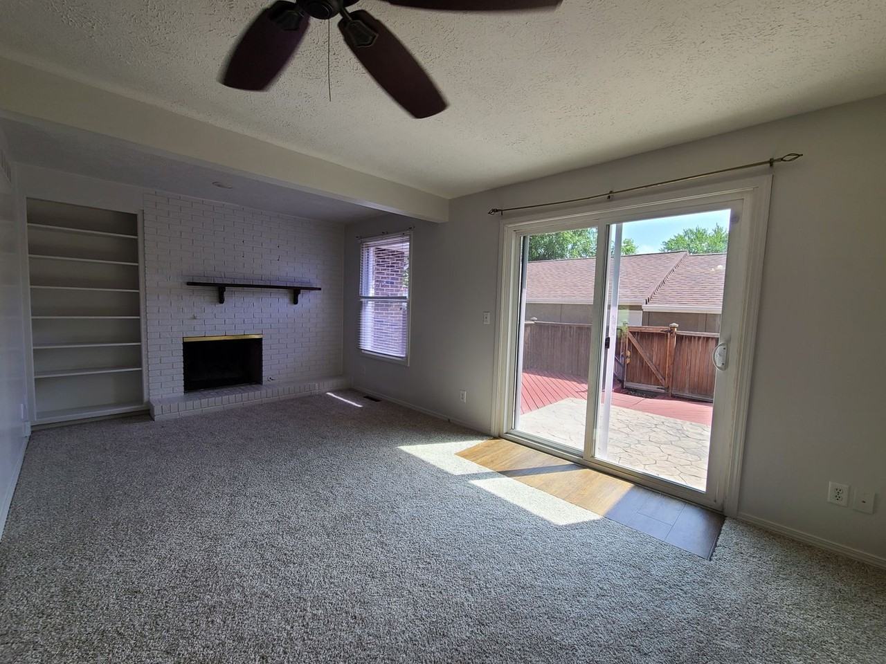 2595 Stratford Dr - Photo 7 of 14