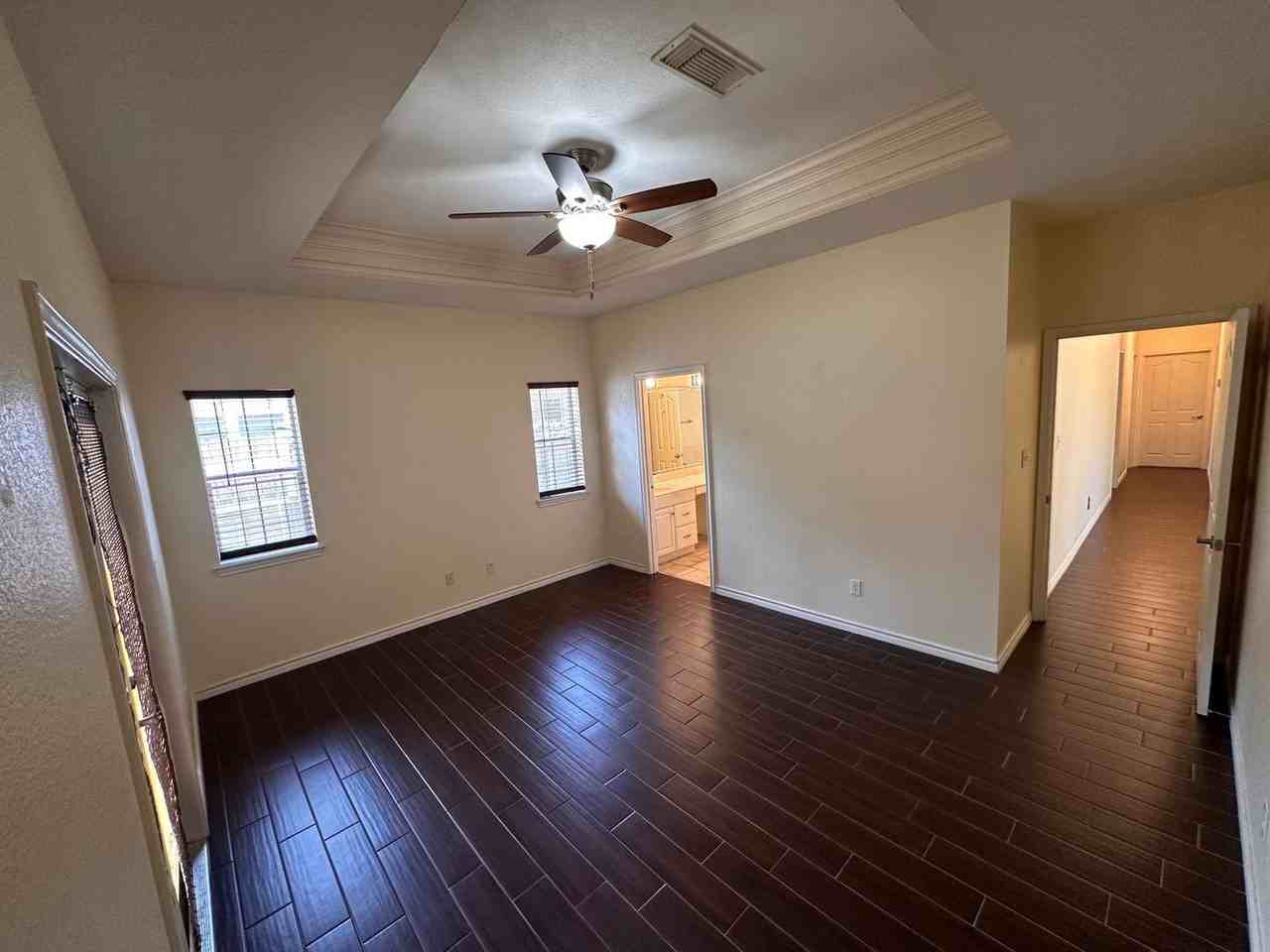 115 Suncrest - Photo 6 of 14