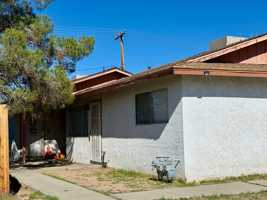 featured image of 736 Commercial Ave