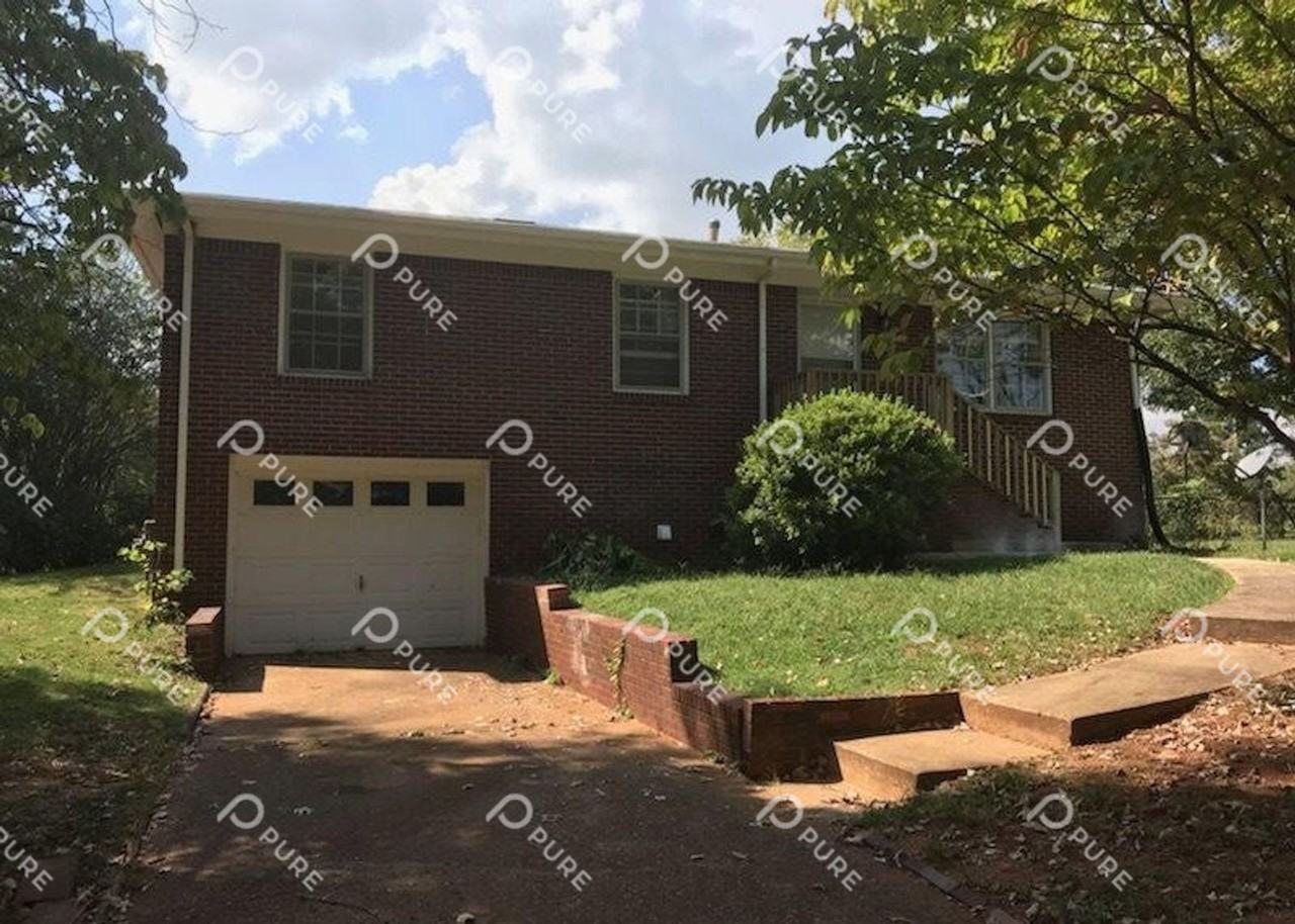 3206 Bayless Drive Southwest - Photo 2 of 14