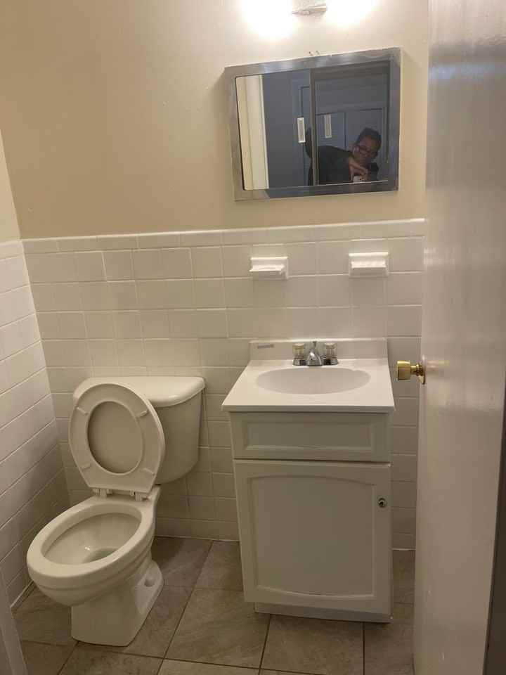 1133 Commonwealth Ave - Photo 4 of 10