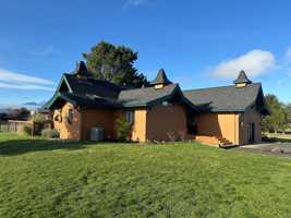 featured image of 122 Tyler View Pl