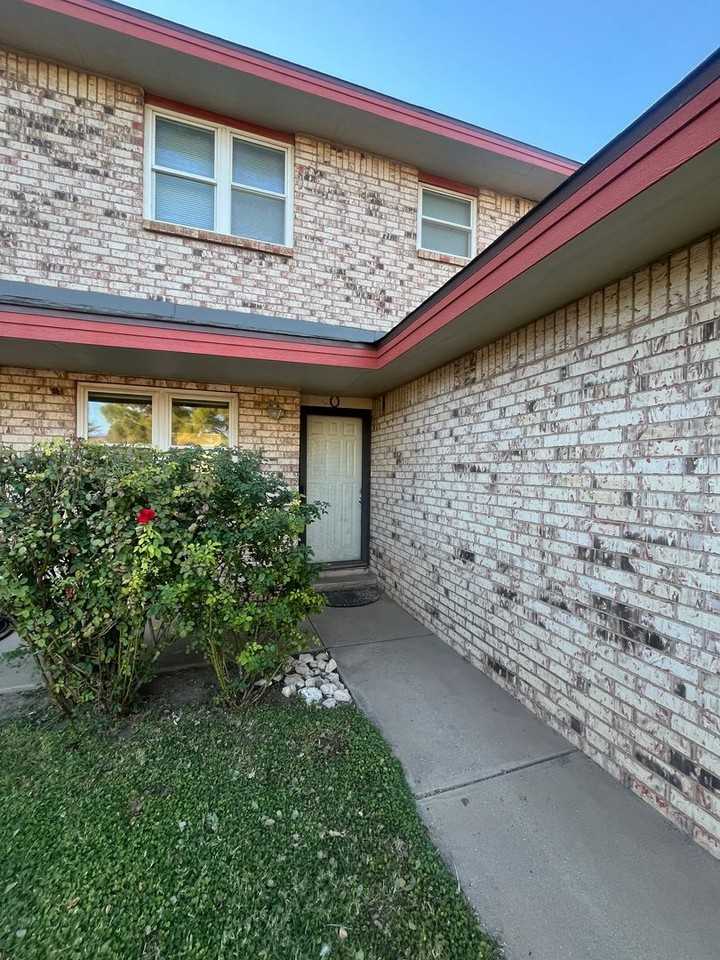 3005 Montgomery Street - Photo 2 of 36