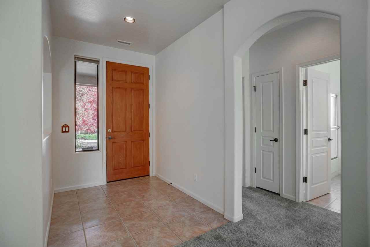 865 Crystal View Drive - Photo 4 of 40