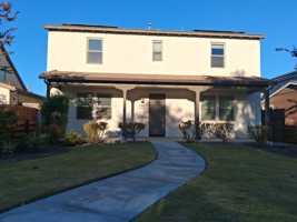 featured image of 276 S Saticoy Ave