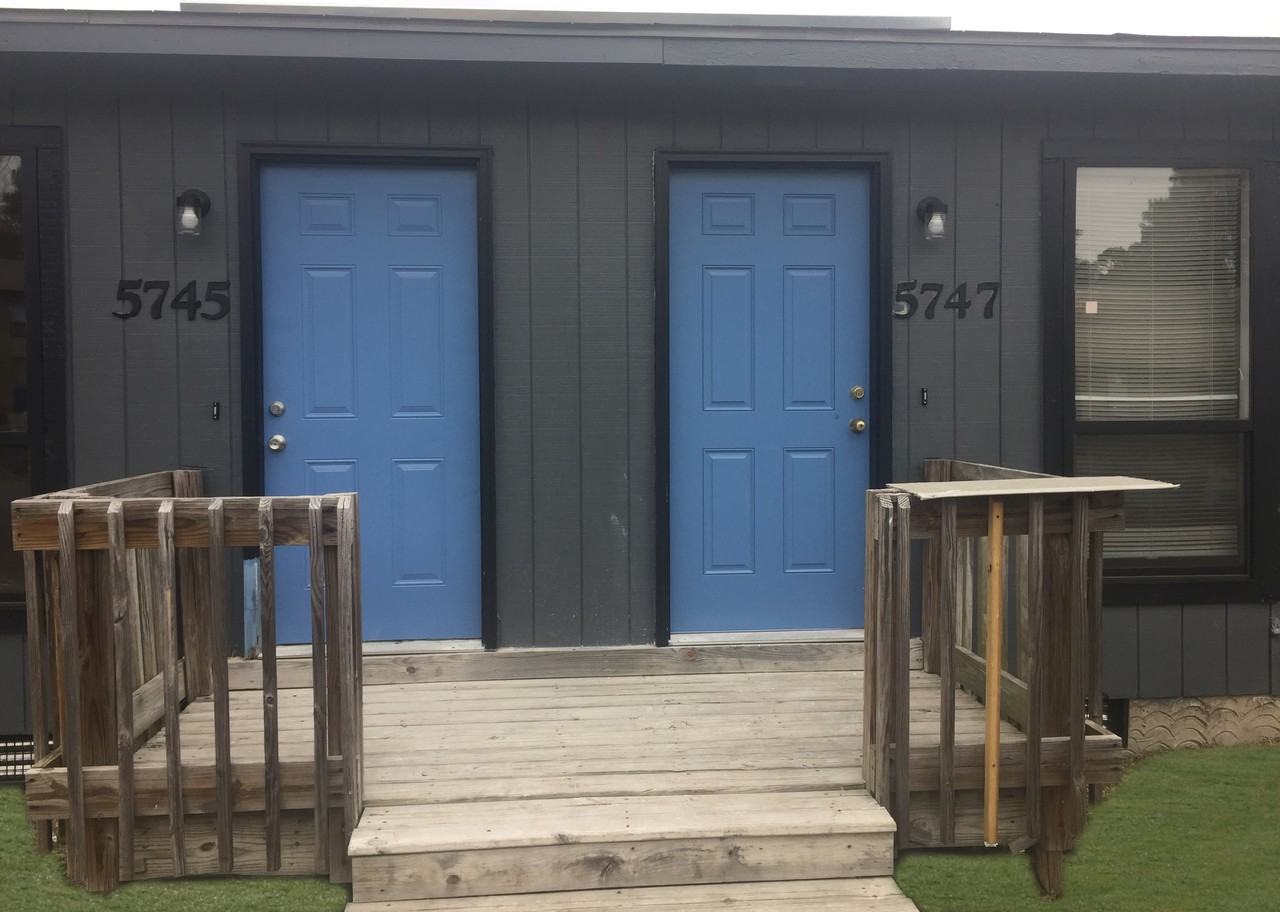 5747 Aftonshire Dr #5747 - Photo 2 of 17