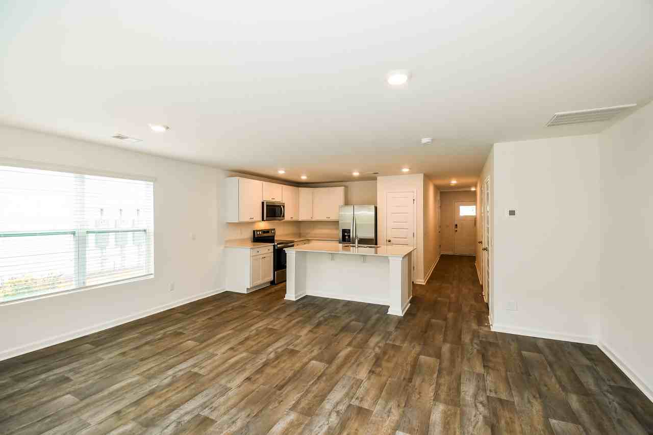 54 Striker Rd - Photo 7 of 50