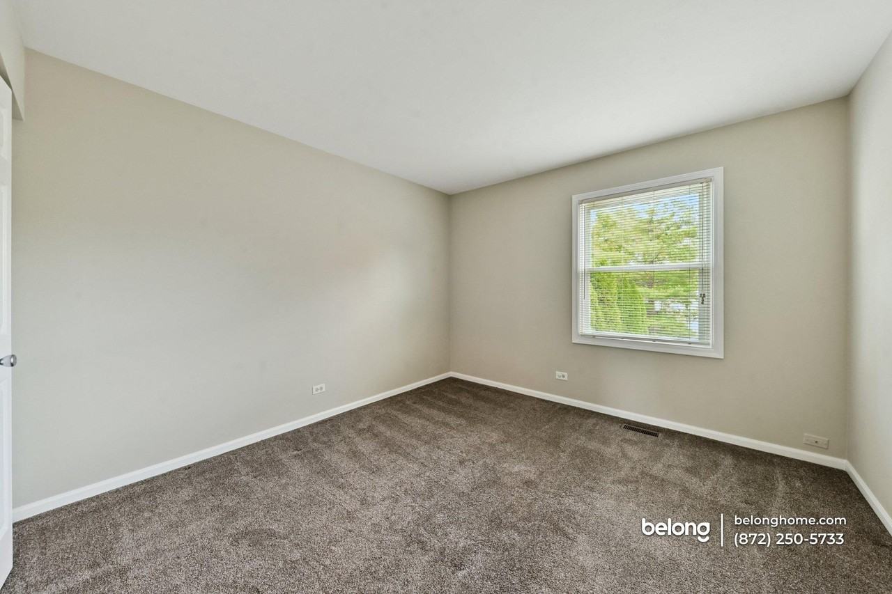 434 Hunters Way - Photo 4 of 15