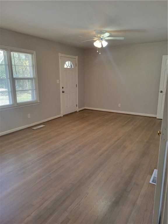 660 Dozier Dr - Photo 3 of 3