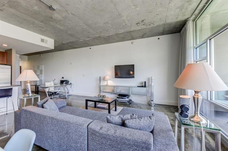 845 Spring St Nw ##522 - Photo 3 of 23