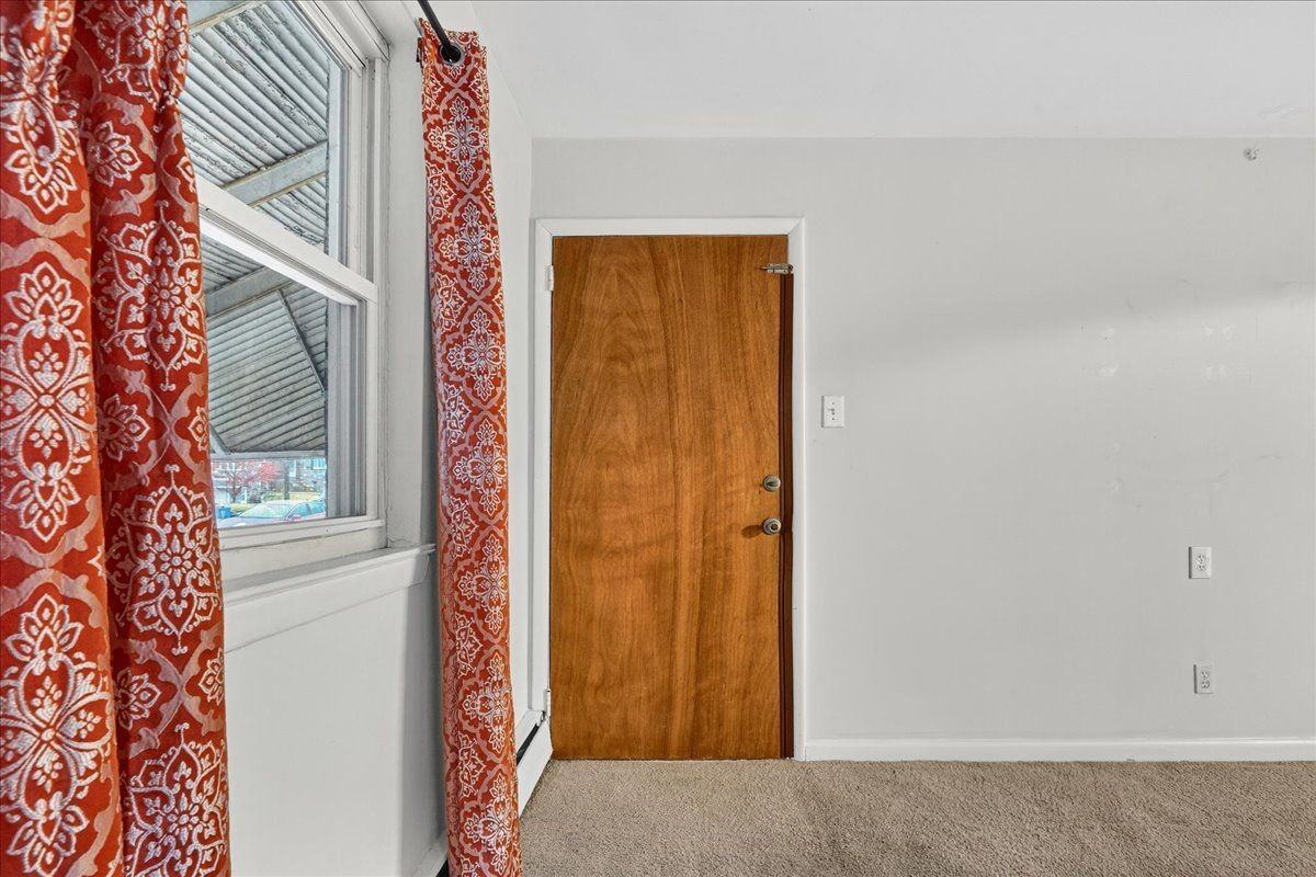 825 Solly Ave ##1 - Photo 3 of 20