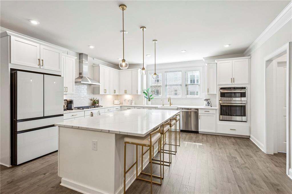 1368 Live Oak Ln - Photo 7 of 26