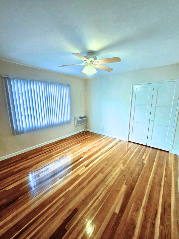 147 N Holliston Ave #D - Photo 6 of 26