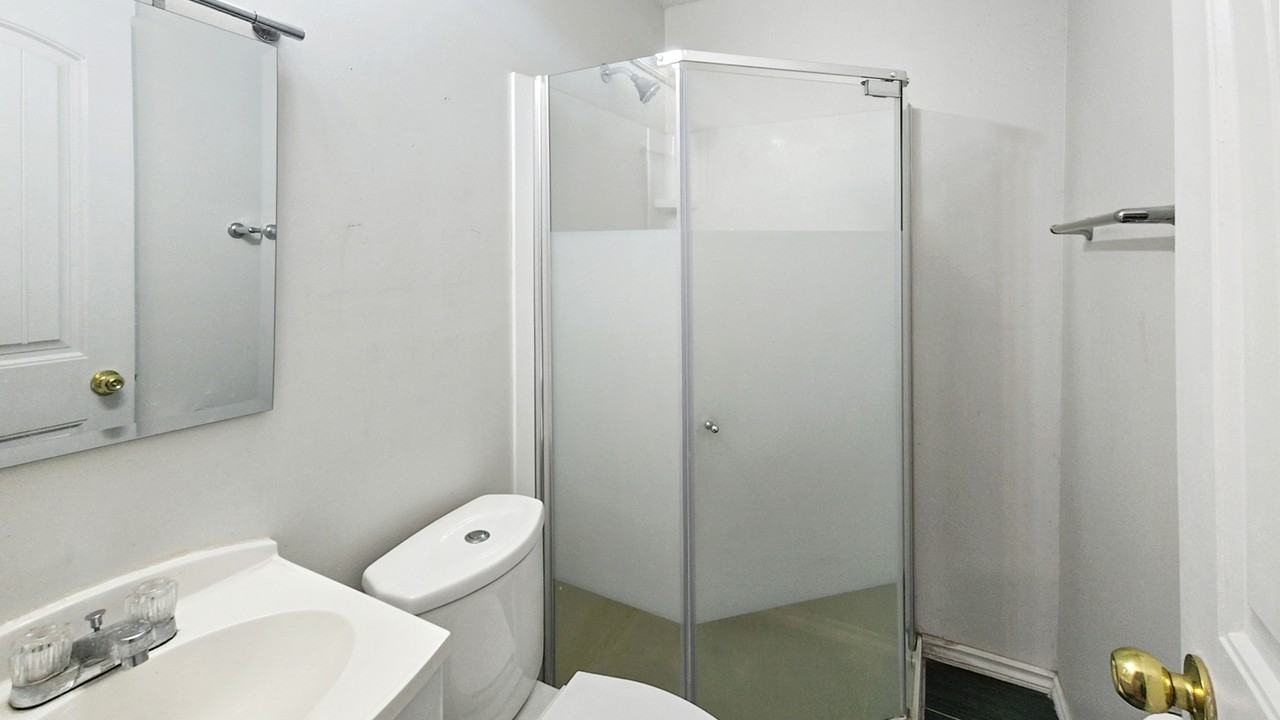 20 Taralake Road NE - Photo 7 of 10