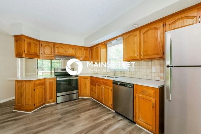 7802 E 170th St - Photo 7 of 16