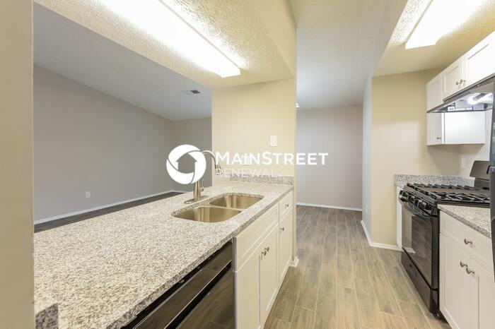 5254 Long Green Ln - Photo 7 of 16