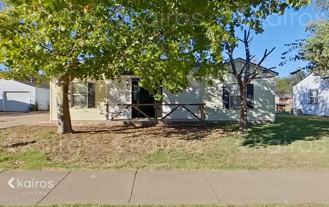 2415 6th Ave - Photo 1 of 1