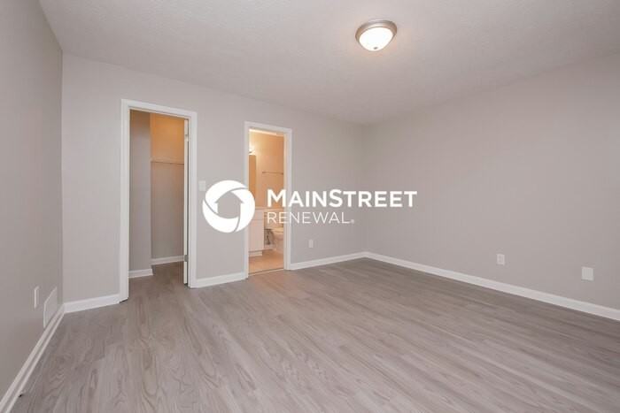 1003 Salisbury Trl - Photo 6 of 17