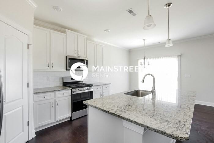 2115 Vecchio Drive - Photo 6 of 17