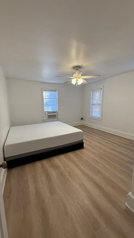 322 Washington Ave #NA - Photo 4 of 11