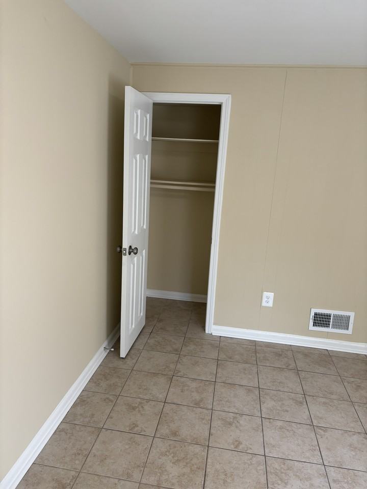 9422 Mauck Court #NA - Photo 7 of 17