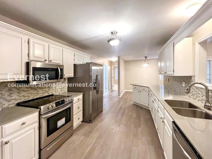 121 Illinois Bayou Dr - Photo 6 of 28