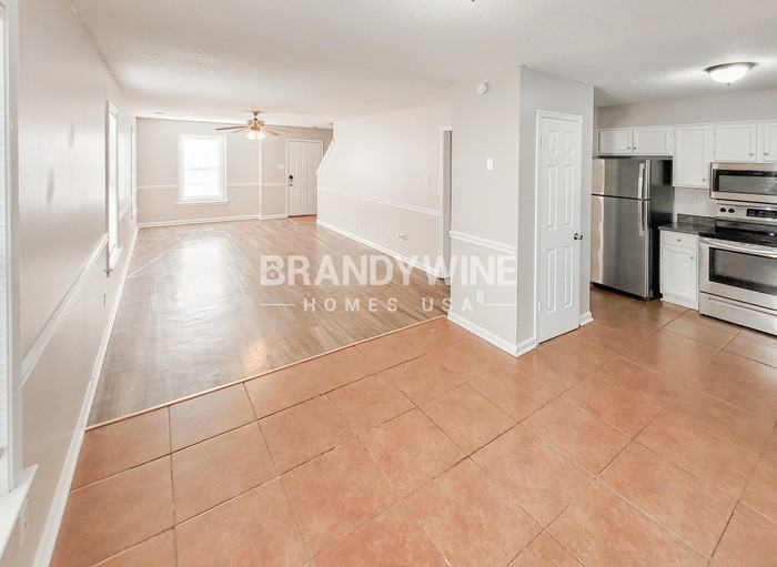 8042 Port Douglas Drive - Photo 6 of 18