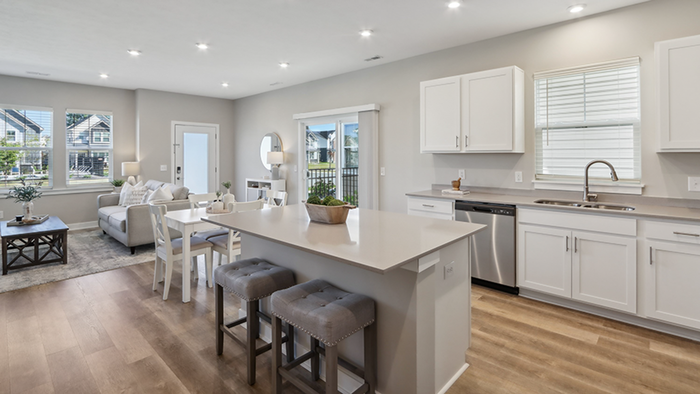 2607 May St - Photo 5 of 12