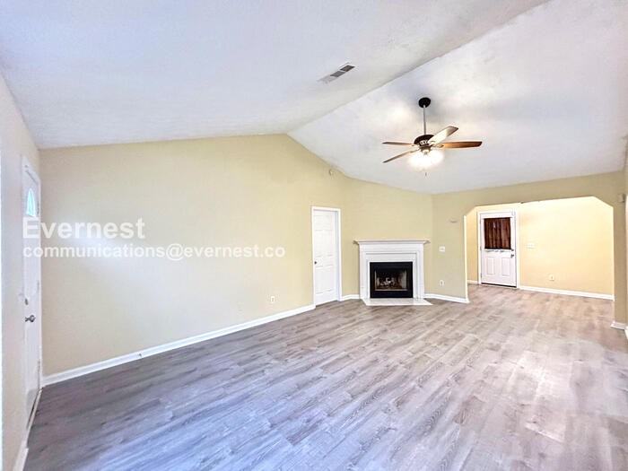 9151 Clubhouse Drive - Photo 6 of 21