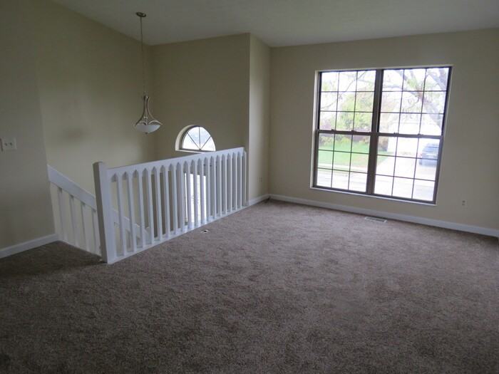 35 Ashton Drive - Photo 2 of 20