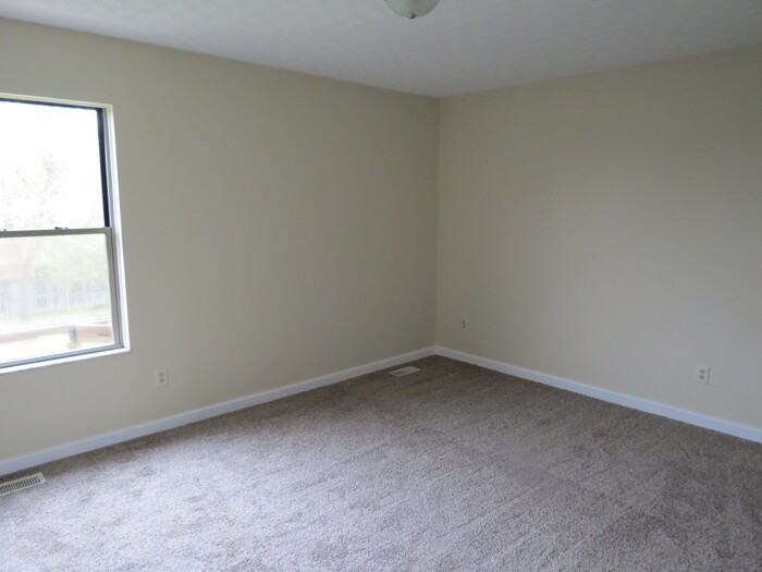 35 Ashton Drive - Photo 5 of 20