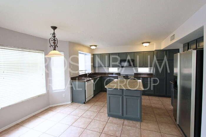 1115 South Tiago Drive - Photo 6 of 22