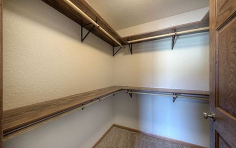 4660 Coal Bank Dr #201 - Photo 5 of 7