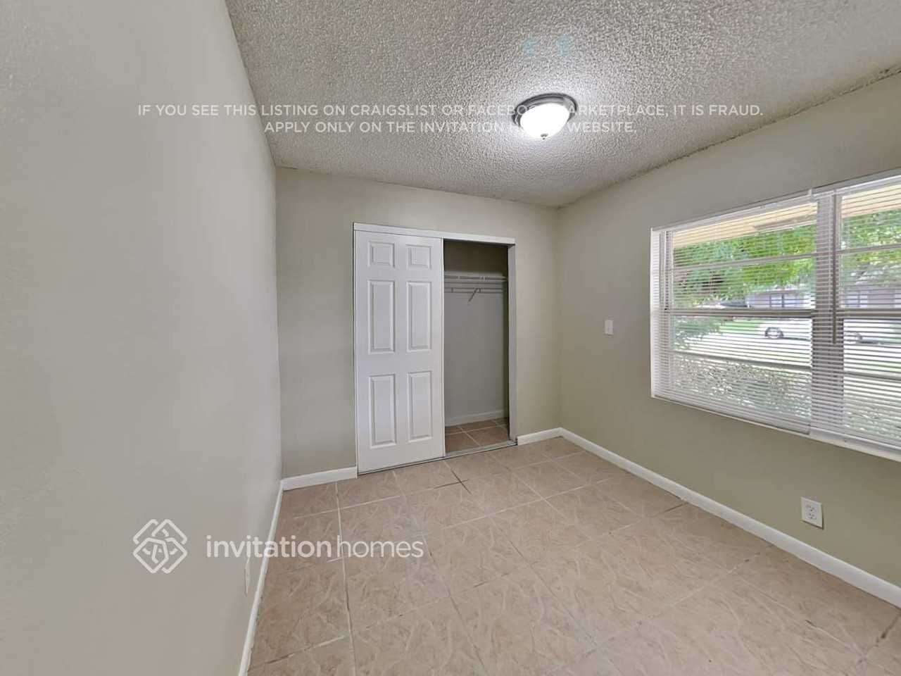 328 Southwest 80th Terrace - Photo 7 of 18