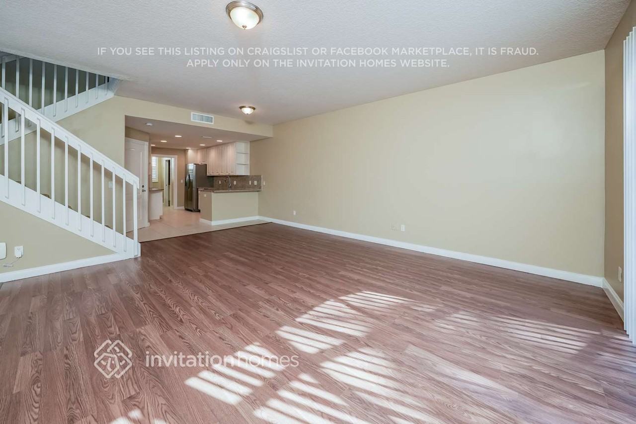 400 Capistrano Dr - Photo 5 of 18