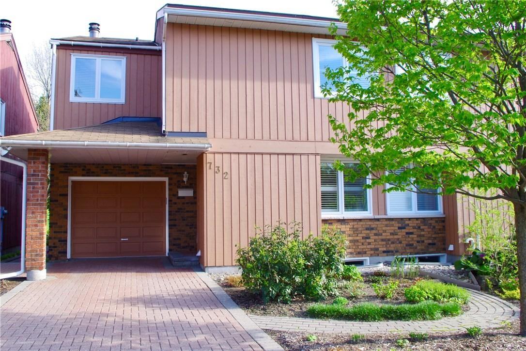 732 Mooney's Bay Place* - 1 - Photo 2 of 35