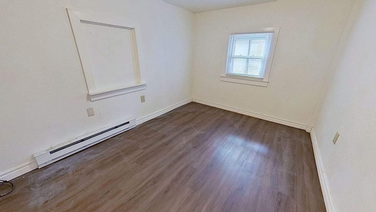 28A W Maple St - Photo 5 of 8