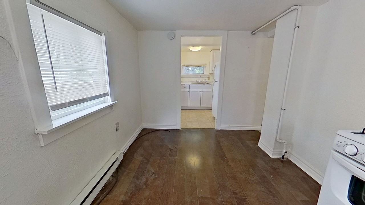 28A W Maple St - Photo 7 of 8